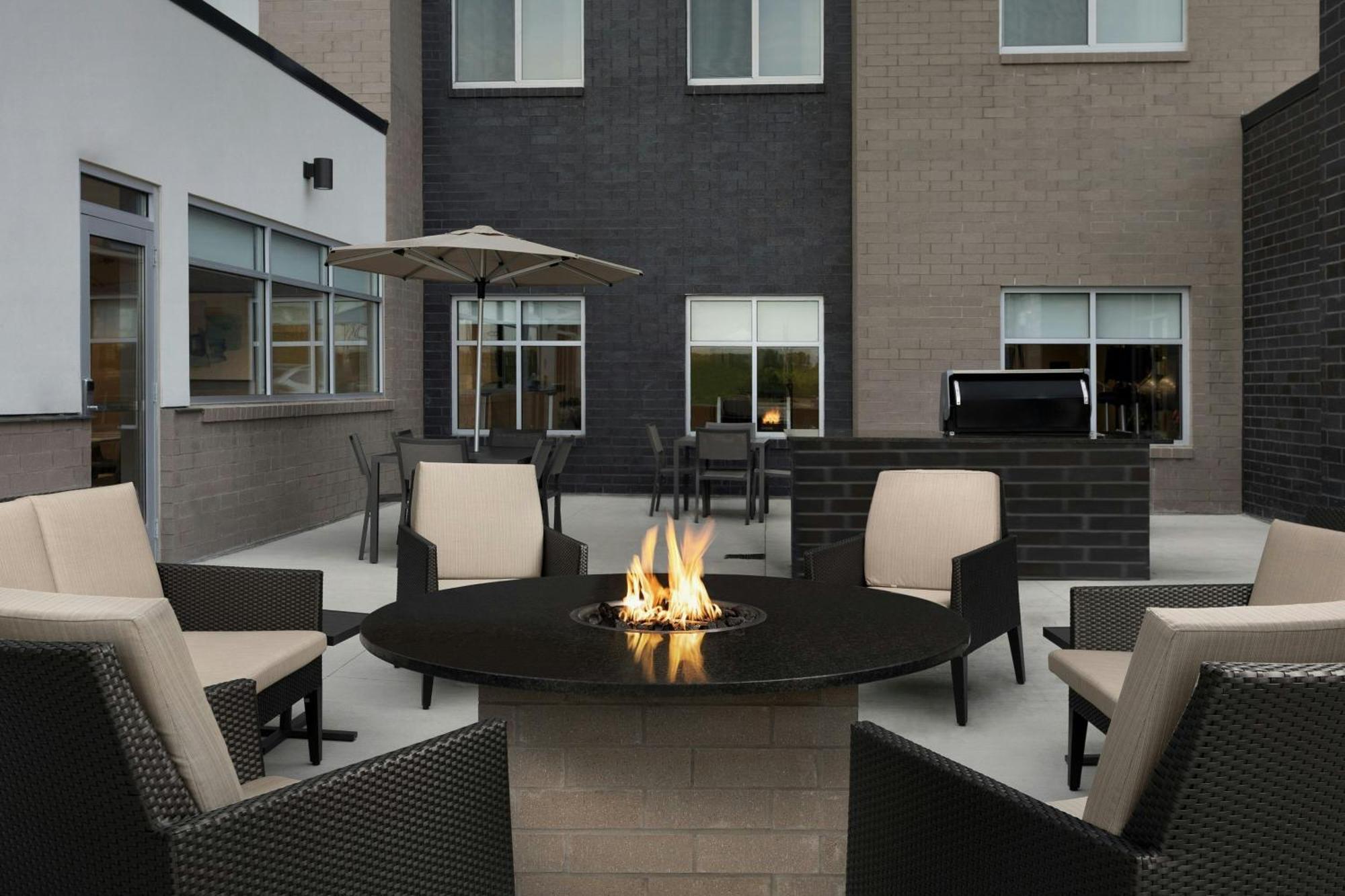 Residence Inn By Marriott Dayton Маямисбърг Екстериор снимка